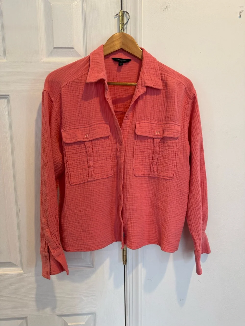 Banana Republic Woman’s Coral Collard Double Gauze Cotton Button Down Shirt Sz M